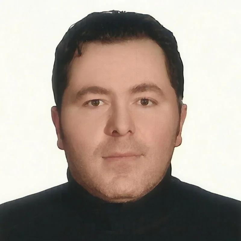 وحید قلی پور عباسی